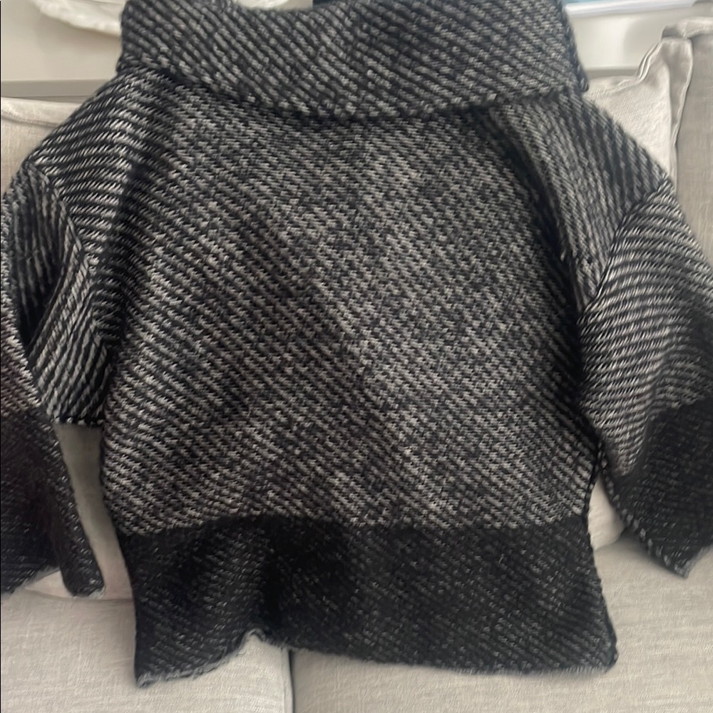 Bennetton Black and Gray Wool/Mohair Blend Coat - Picture 5 of 9